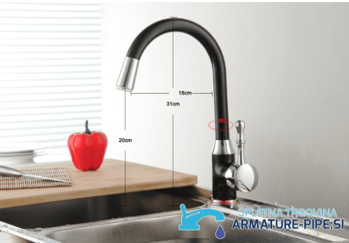Črna kuhinjska armatura EYN DP8236