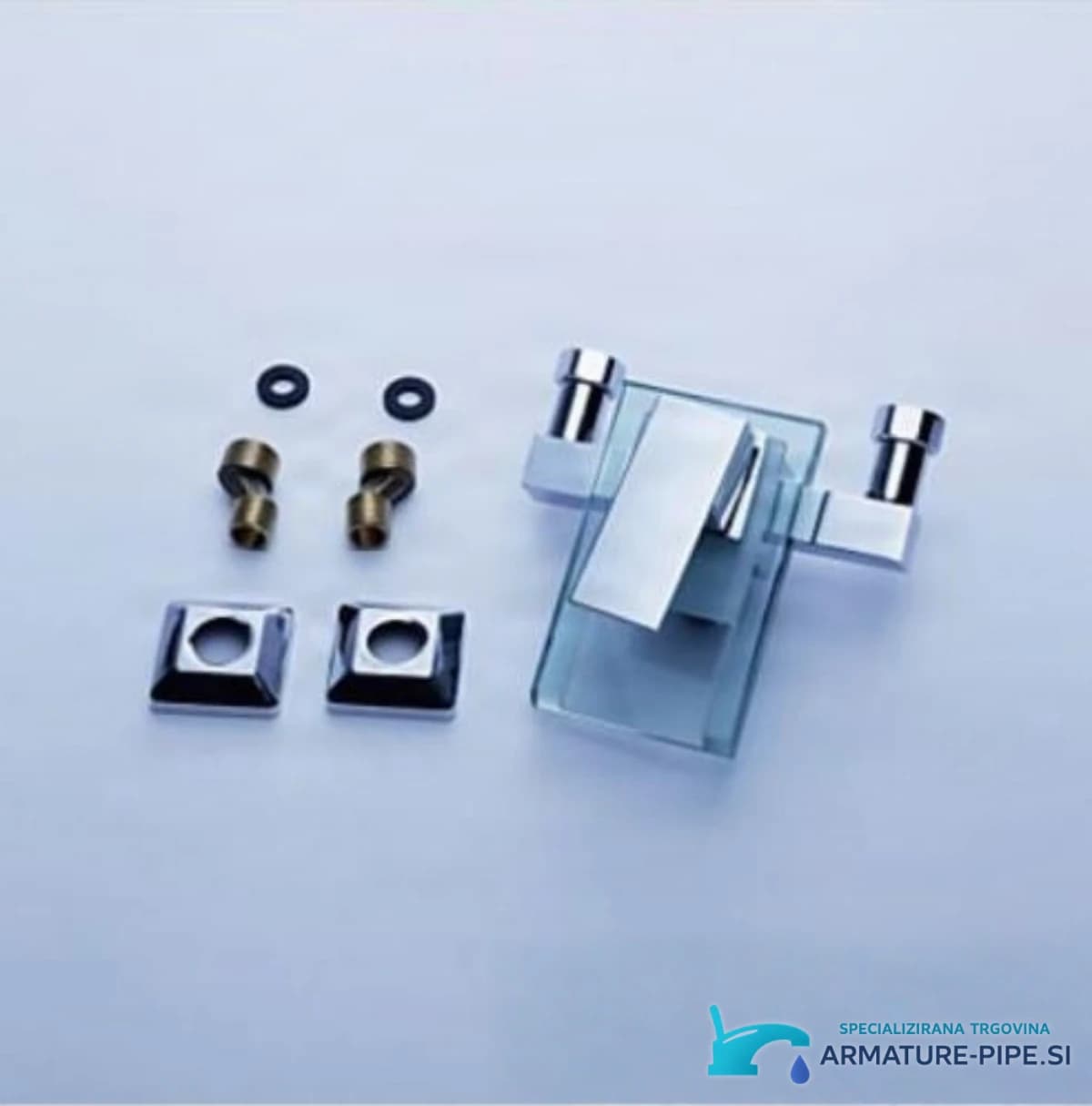 Detail nástěnných přípojek skleněné vanové baterie SAK7236