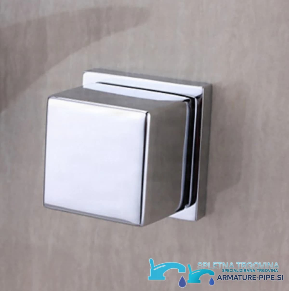 Detail čtvercové ovládací rukojeti nástěnné baterie SU9338