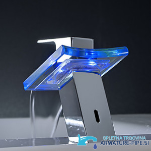 LED kopalniška armatura - slap pipa za kopalnico EYN cq0812 - od zadaj